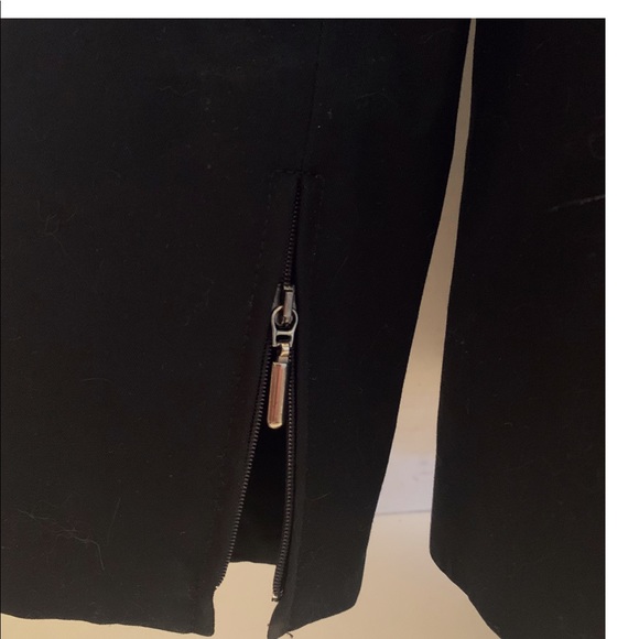 EMPORIO ARMANI Black Unique Zipper Fitted Blazer - Picture 5 of 8